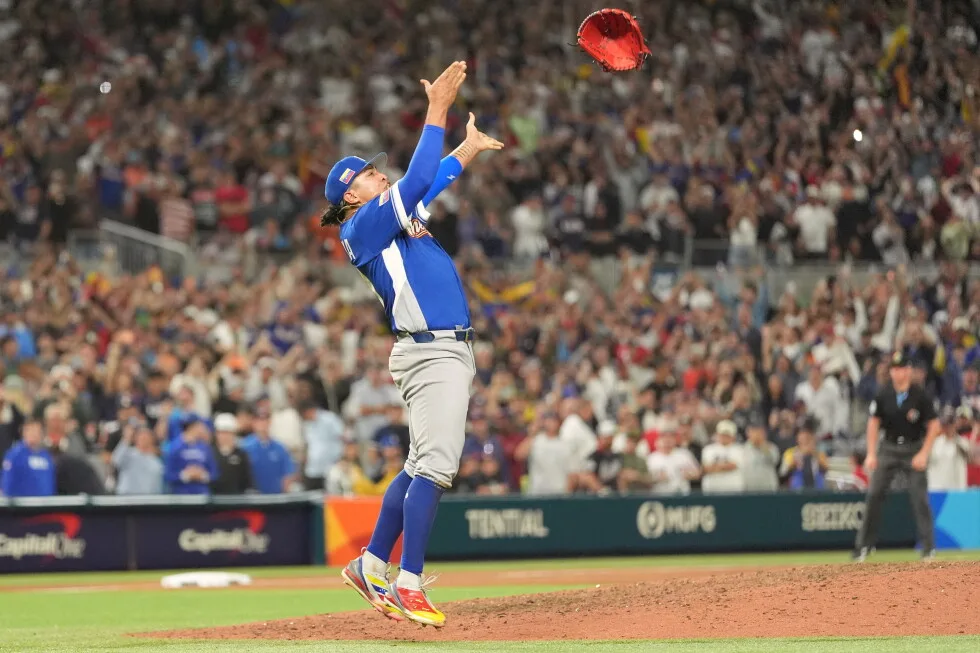 Baseball leagues clash with Venezuela over pitcher use